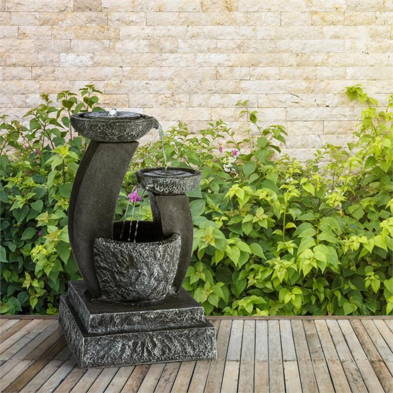 Fantaghiro Zierbrunnen Gartenbrunnen 3W Solar LED Polyresin Steinoptik -Klarstein Verkaufs 10031398 yy 0002 ambient Blumfeldt Fantaghiro Zierbrunnen 3W Steinoptik