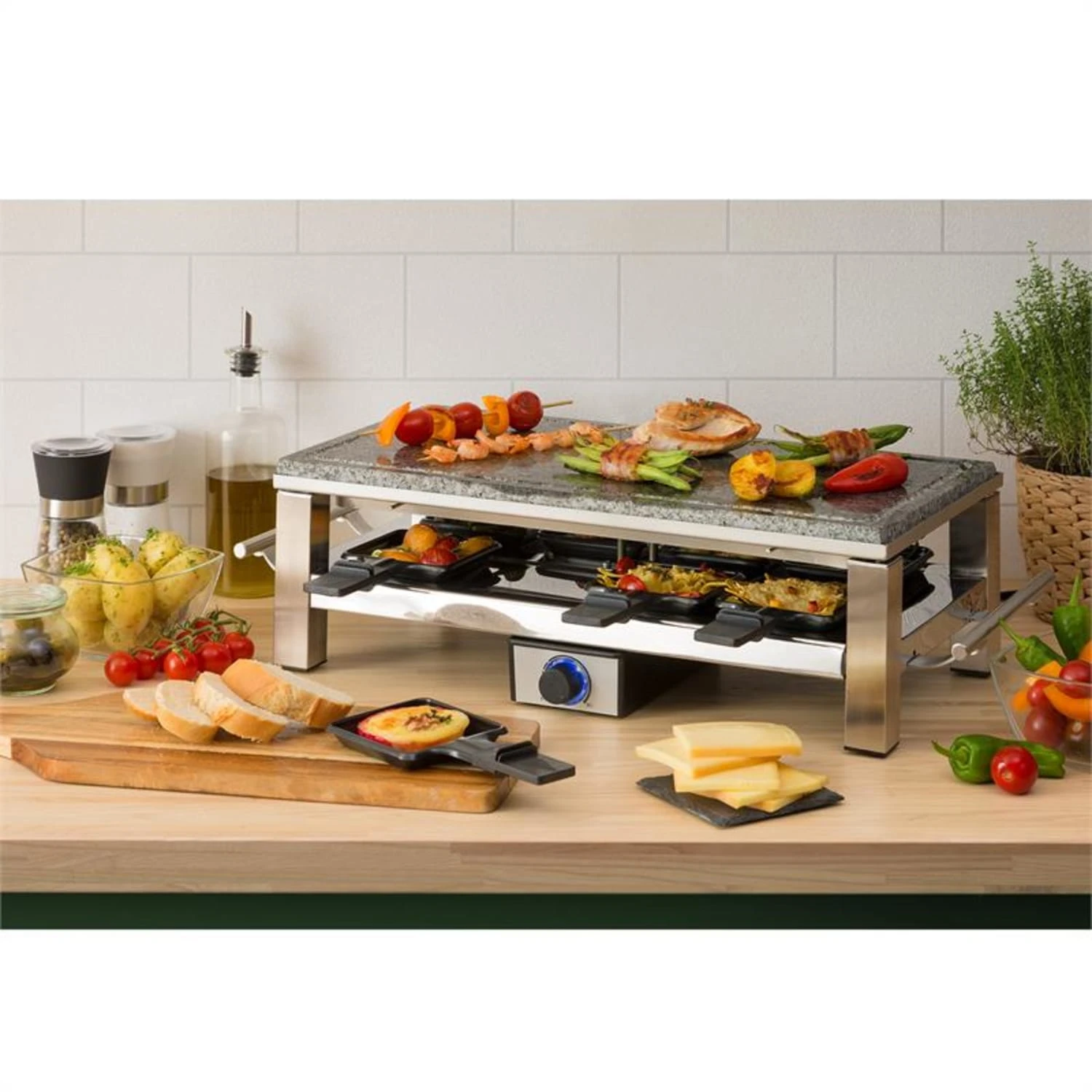 Schmelzlette Raclette 1500W Naturstein-Platte Edelstahlgehäuse Schmelzlette Raclette 1500W Naturstein-Platte Edelstahlgehäuse -Klarstein Verkaufs 10032028 yy 0002 ambient Klarstein Schmelzlette Raclette 1500W Edelstahl